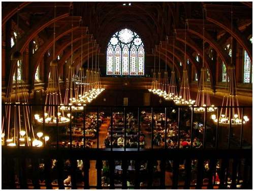 Beautiful-canteen-of-Harvard-University-3