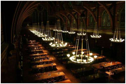 Beautiful-canteen-of-Harvard-University-8