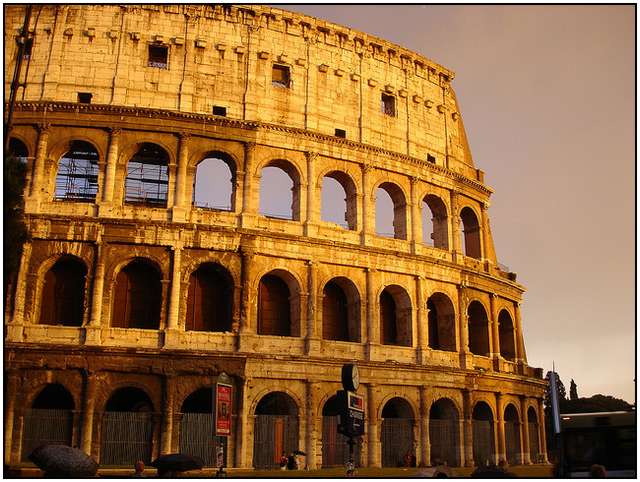 Colosseum-in-Rome-2