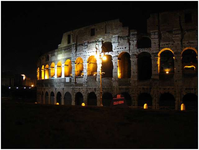 Colosseum-in-Rome-3