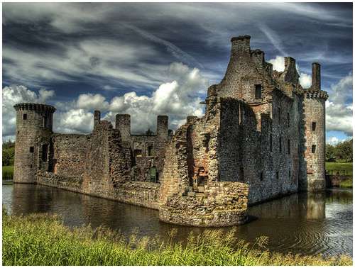 castle-caerlaverock