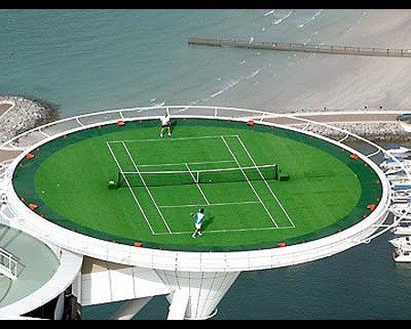 Dubai-crazy-tennis 2