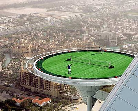Dubai-crazy-tennis 4