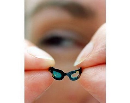 world's-smallest-glasses