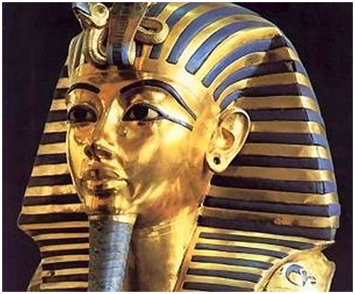 Pharaoh-Tutankhamun-7