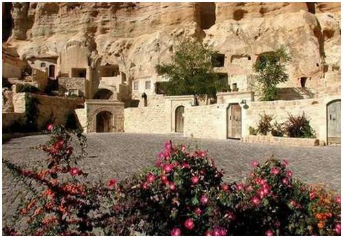 Cappadocia-Cave-Hotel-4