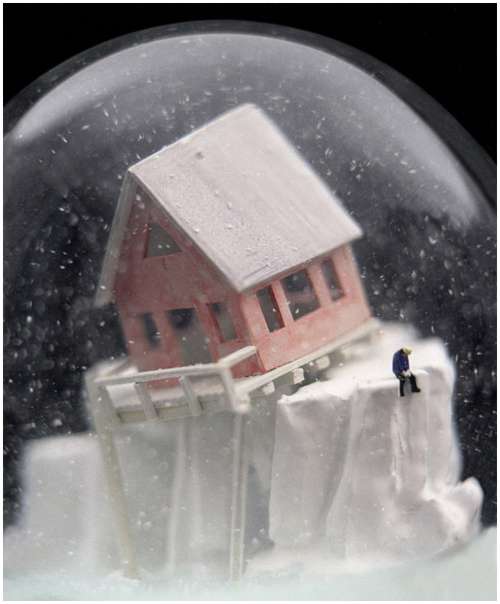 Wonderful-snow-globes-11