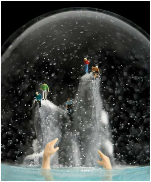 Wonderful-snow-globes-18