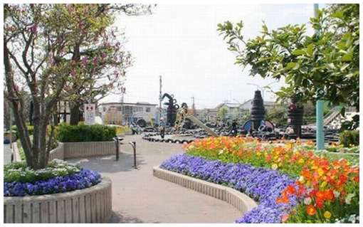 Tokyo-Tire-Playground-13