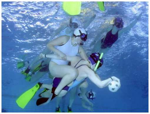 Underwater-Rugby-2