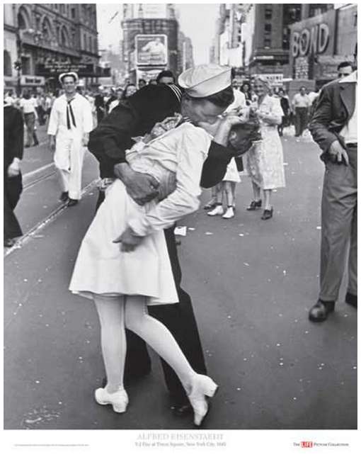 v-j-day-kiss-eisenstaedt