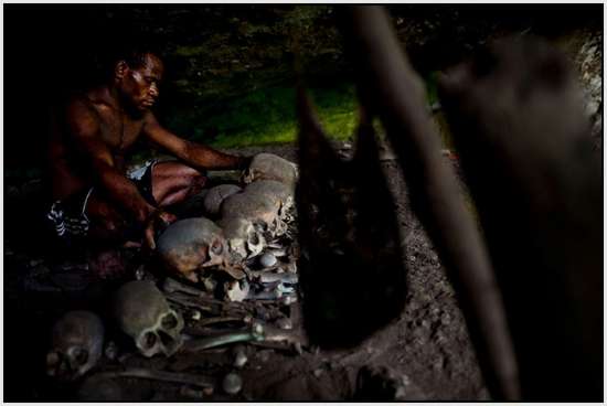 The-Changing-Culture-of-a-New-Guinea-Village-11