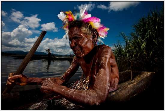 The-Changing-Culture-of-a-New-Guinea-Village-8