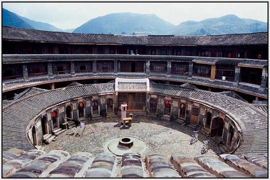 Fujian-Tulou-2