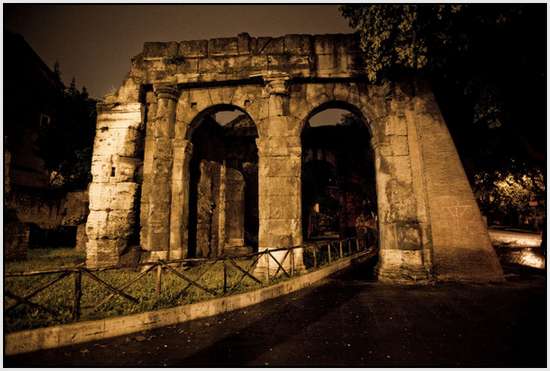 Rome-by-Night-3