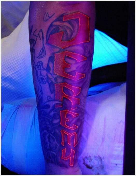 Ultra-Violet-Tattoos-2