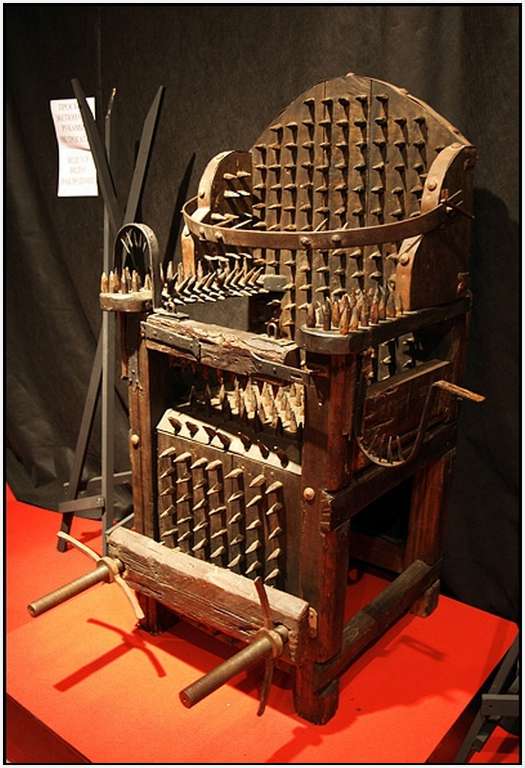 Collection Of Most Barbaric Medieval Instruments Of Torture Moolf