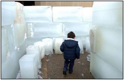 Largest-Ice-Labyrinth-10