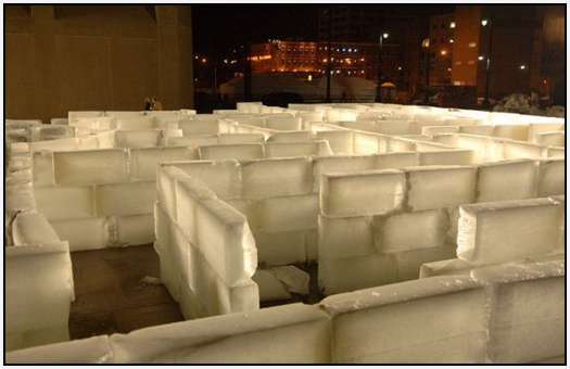 Largest-Ice-Labyrinth-11