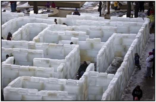 Largest-Ice-Labyrinth-16