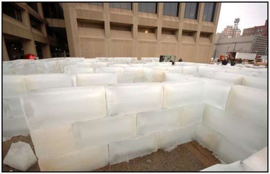 Largest-Ice-Labyrinth-8