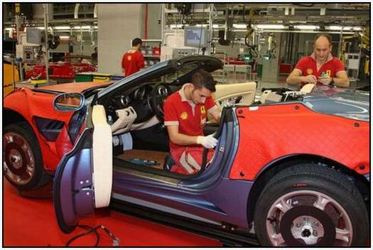 Ferrari-Production-Factory-in-Maranello-25