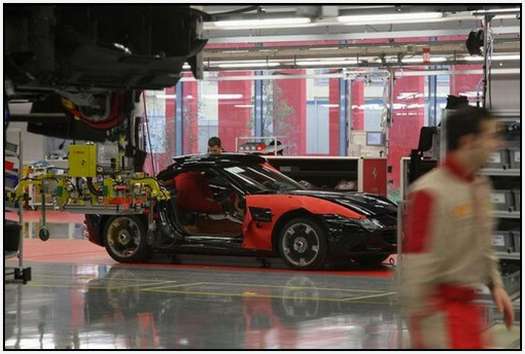 Ferrari-Production-Factory-in-Maranello-26